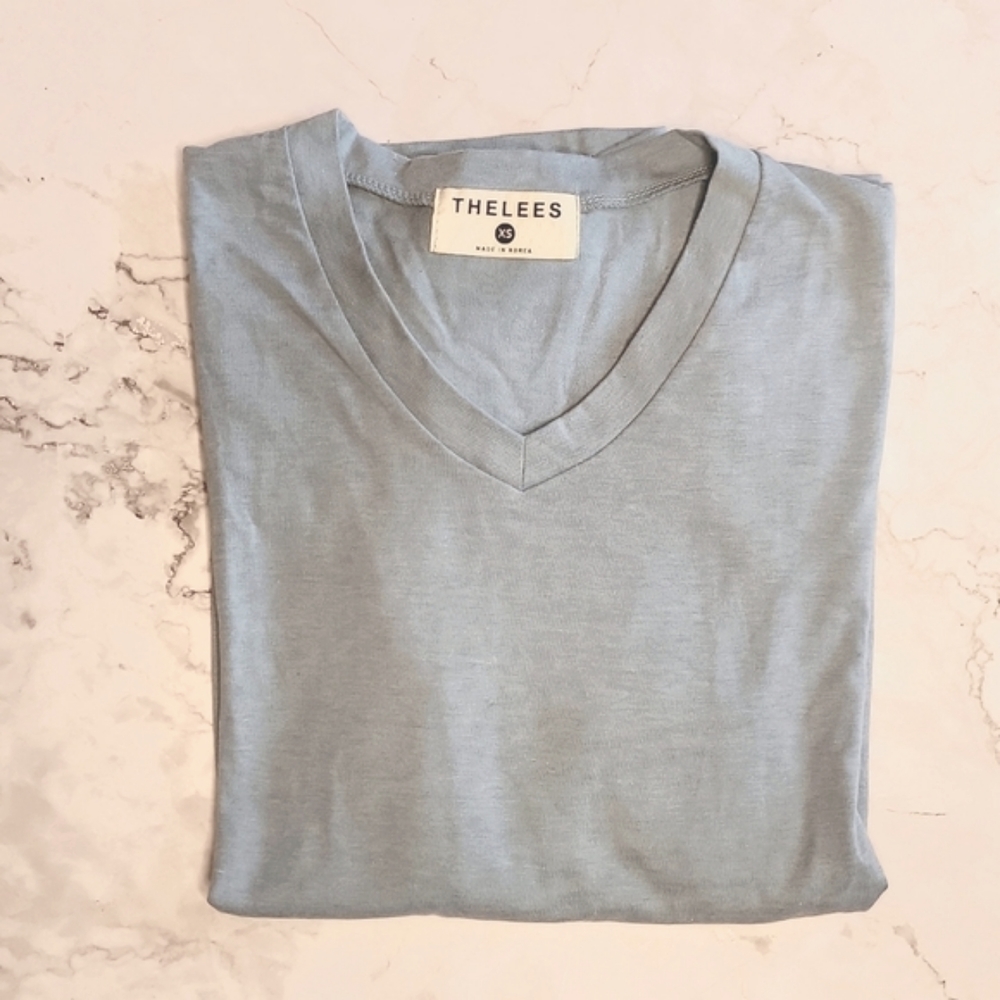 Light blue men's XS long sleeve tee
